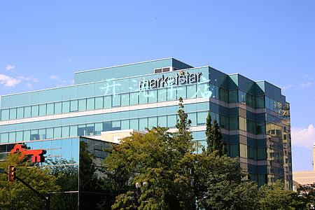 开洗车店需要办什么证件(教你一步一步办好开洗车人家洗车店的证件)