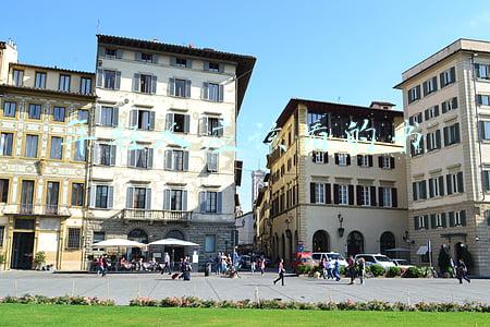 年轻人适合看什么书(年末书单｜5本书，助你向上生长，成为更好的自己)