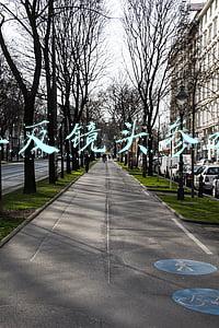 单反镜头参数介绍(购买相机时应该关注哪些参数？想少交智商税就来看看这8个建议)