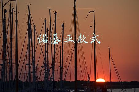 诺基亚款式列表(盘点NOKIA那些年出的神机，其中有你的故事吗？)