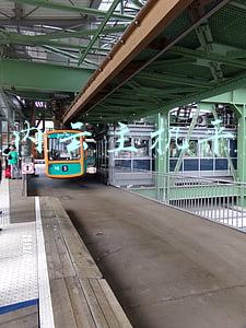 国内虚拟云主机(百度云：虚拟主机11元/6个月，入门级云服务器60元/年)