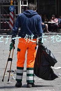 cf软件卡枪(穿越火线十年回忆杀：卡BUG玩捉迷藏 一把AN94可灭队)