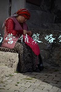 市场营销策略分析论文提纲(2020年最新营销策略学位论文题目精选（附提纲）)