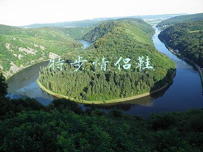 特步情侣鞋图片(杨幂穿鸿星尔克，白敬亭穿李宁，国产运动鞋真香)