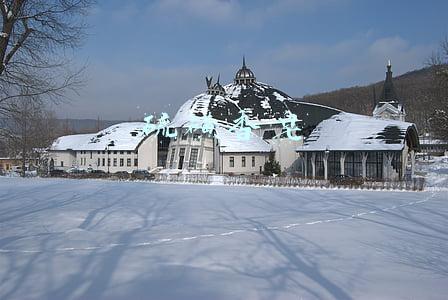 硫磺香皂可以洗头吗止痒吗(3块钱1个的硫磺皂，放在家里作用不少，不懂使用可惜，告知身边人)