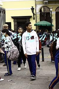 丸美巧克力眼霜成分表(实名点赞这些好用的眼霜：补水保湿抗皱还嫩肤，熬夜党的必备神器)