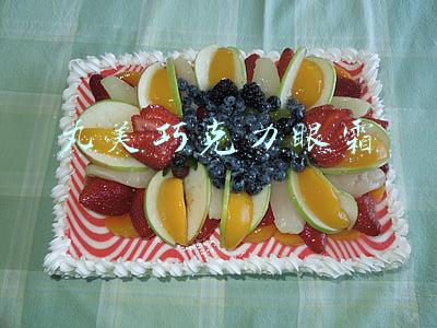 丸美巧克力眼霜图片(超级好用的眼霜，你Get了吗？)