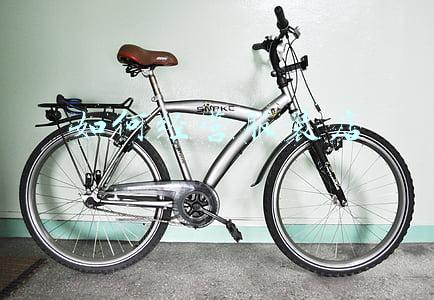 如何经营服装店小型(2021年新手开服装店最全操作攻略)