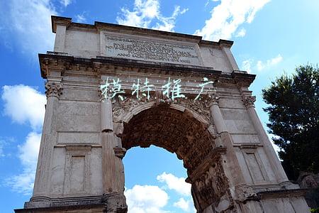 模特推广费(没挣钱先交钱？南宁一小伙花980元“当”了半小时模特)