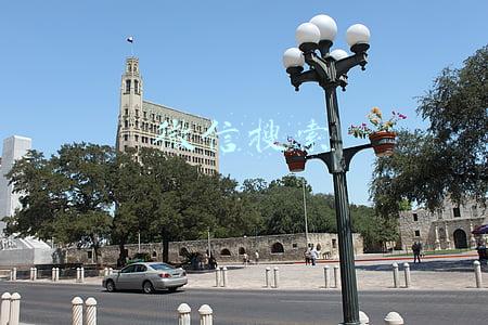 微信搜索不到联系人(“微信”这样查找删除多年的好友（前任）们)