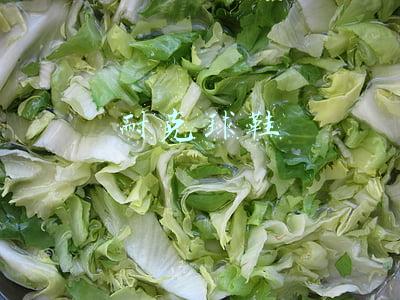 耐克球鞋
