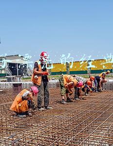 夸鞋子漂亮的经典词语