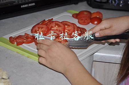 拉卡拉客服电话可以投诉吗(突发！非法倒卖近亿条公民信息 考拉征信被查 多家A股公司涉事 拉卡拉更直奔跌停)