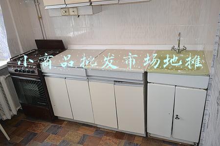 地摊小百货批发市场(我为群众办实事丨库尔勒市：19个便民市场成市民的“百货天堂”)