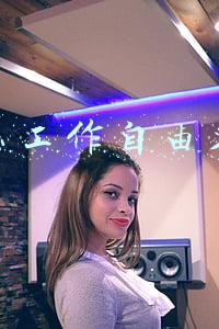 做什么工作自由又挣钱 做什么工作自由又挣钱