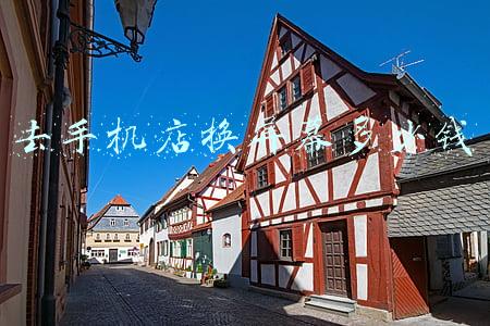 自己买的屏幕要手机店换一下多钱；请问自己买了外屏去店里换要多少钱？