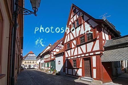 photoshop在线编辑网页(网页也能PS了 Adobe发布Photoshop/Illustrator Web 网页版)