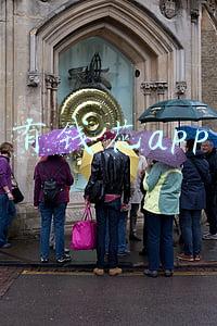 有钱花app下载安装(下载一个APP后，新疆一女子75000元没了……)