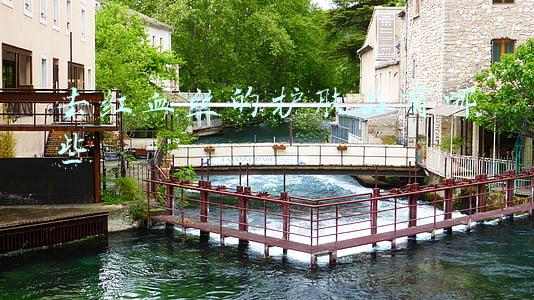 去红血丝的护肤品有哪些