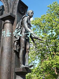 摇骰子技巧怎么猜对方(酒吧喝酒时，骰子游戏教学)