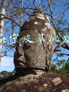 海宁皮草批发市场哪最便宜(海宁皮革城溜达，价格拦腰斩几次)
