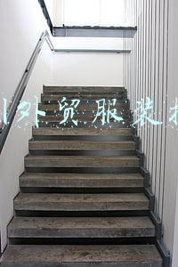 深圳外贸服装批发