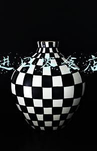 进囗零食店