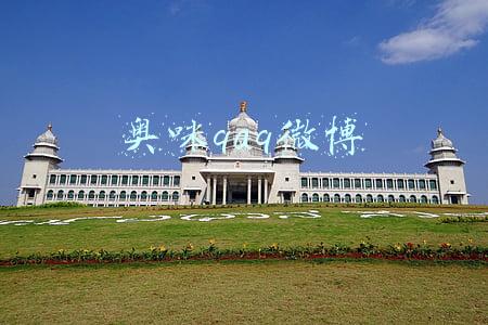 奥咪qaq微博
