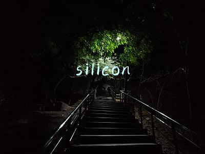 silicon