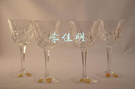李佳明