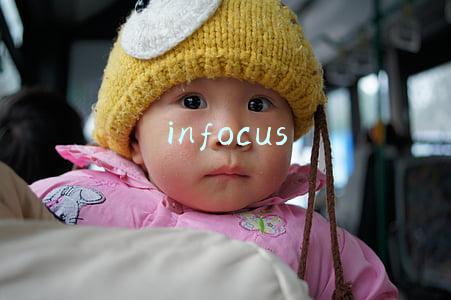 infocus